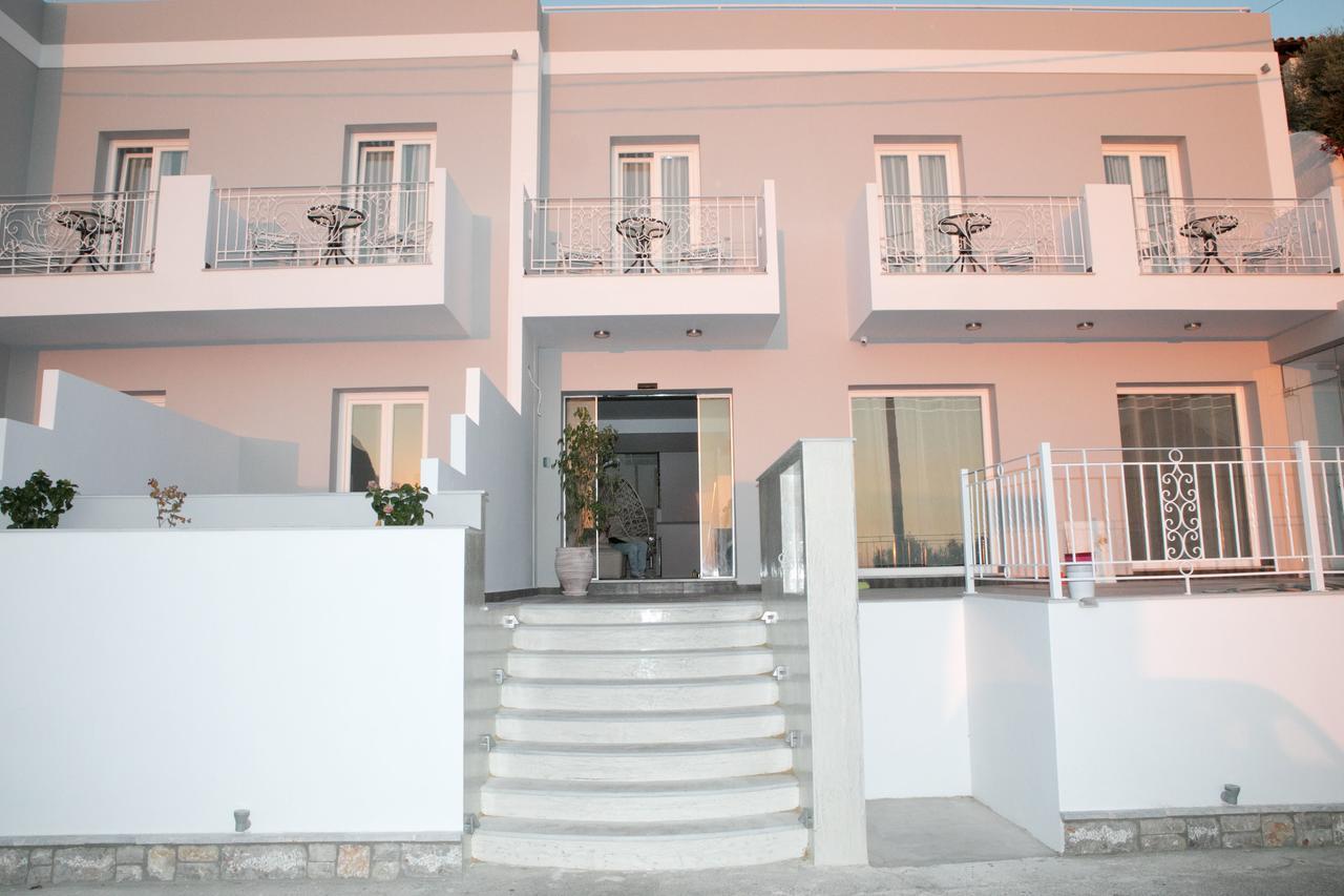 Hyperion Hotel Myrties Exterior foto